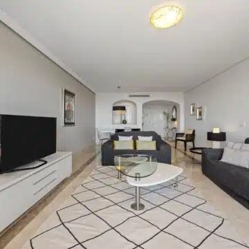 Spacious 3-bedrooms apartment in the exclusive area of Los Arqueros, Benahavís Picture 20