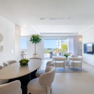 Stunning duplex penthouse with breathtaking views in La Quinta, Benahavís Picture 19