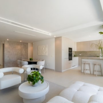 Stunning duplex penthouse with breathtaking views in La Quinta, Benahavís Picture 3