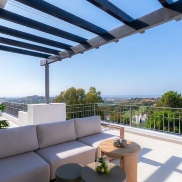 Stunning duplex penthouse with breathtaking views in La Quinta, Benahavís Picture 15