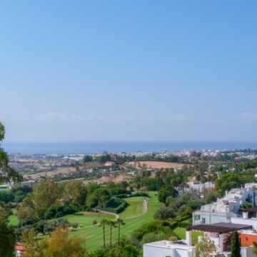 Stunning duplex penthouse with breathtaking views in La Quinta, Benahavís Picture 35