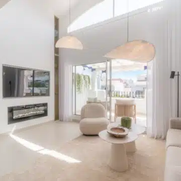 Beautifully renovated 3-bedroom duplex penthouse in San Pedro de Alcantara Picture 5