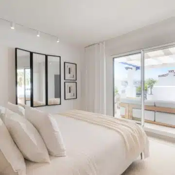 Beautifully renovated 3-bedroom duplex penthouse in San Pedro de Alcantara Picture 17