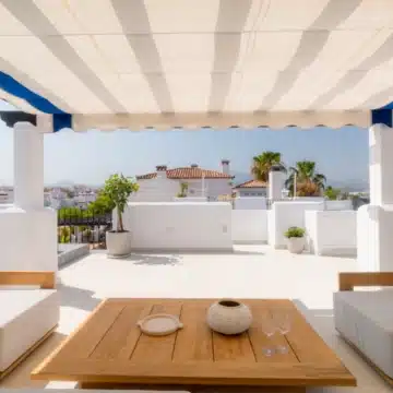 Beautifully renovated 3-bedroom duplex penthouse in San Pedro de Alcantara Picture 6