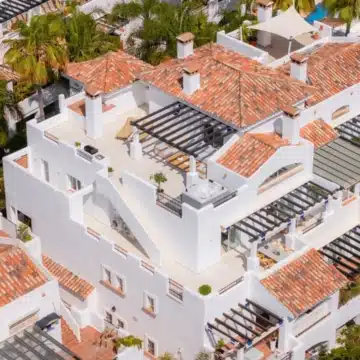 Beautifully renovated 3-bedroom duplex penthouse in San Pedro de Alcantara Picture 4