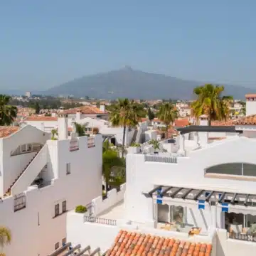 Beautifully renovated 3-bedroom duplex penthouse in San Pedro de Alcantara Picture 41