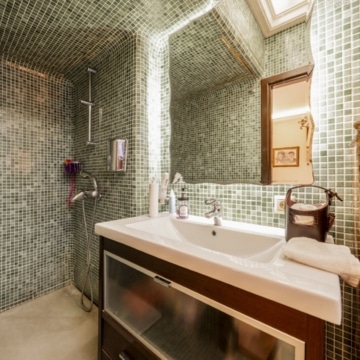 Frontline beach duplex apartment in the iconic Benábola, Puerto Banús Picture 25