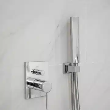 Modern 2-bedroom apartment in the gated and secure community of Belaire, Estepona Picture 26