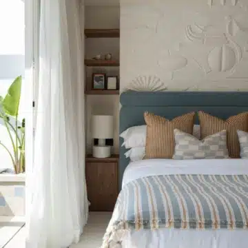 Beachfront semi-detached home in the exclusive Oasis Club, Marbella Golden Mile Picture 21