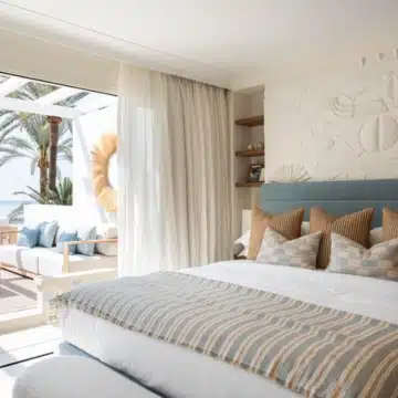 Beachfront semi-detached home in the exclusive Oasis Club, Marbella Golden Mile Picture 20
