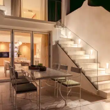 Beachfront semi-detached home in the exclusive Oasis Club, Marbella Golden Mile Picture 38