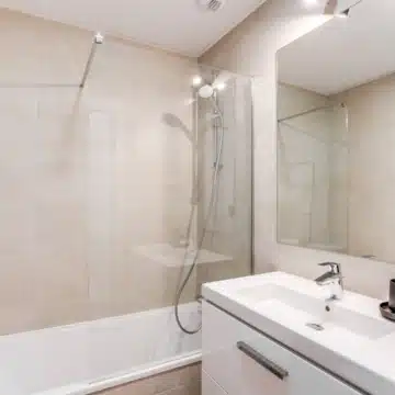 Two bedroom apartment offering breathtaking panoramic views in Malaga Urban Sky Tower Picture 15