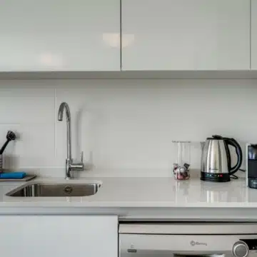 Stylish 2-bedroom apartment with open views in Aranya, Selwo Picture 6