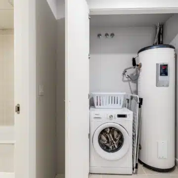 Stylish 2-bedroom apartment with open views in Aranya, Selwo Picture 22