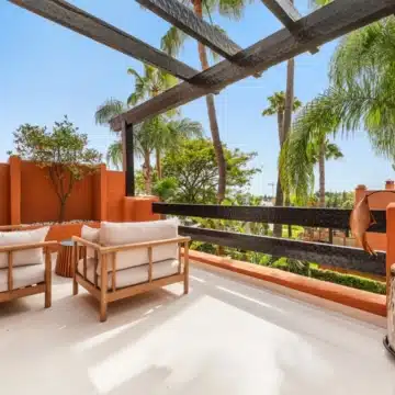 Fully renovated 4-bedroom townhouse boasting panoramic views in Monte Marbella Club, Marbella Golden Mile Picture 29