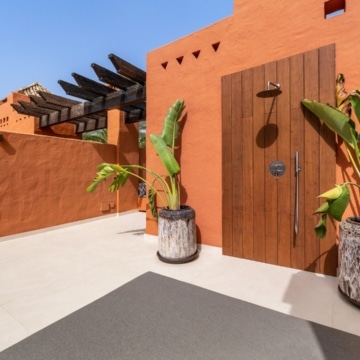 Fully renovated 4-bedroom townhouse boasting panoramic views in Monte Marbella Club, Marbella Golden Mile Picture 33