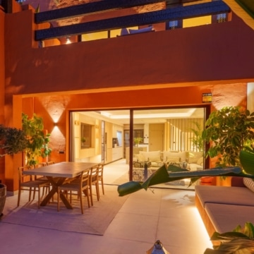 Fully renovated 4-bedroom townhouse boasting panoramic views in Monte Marbella Club, Marbella Golden Mile Picture 41
