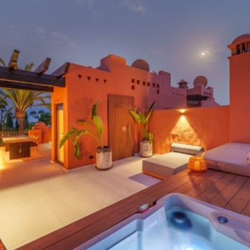Fully renovated 4-bedroom townhouse boasting panoramic views in Monte Marbella Club, Marbella Golden Mile Picture 43