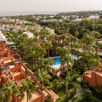 Fully renovated 4-bedroom townhouse boasting panoramic views in Monte Marbella Club, Marbella Golden Mile Picture 47