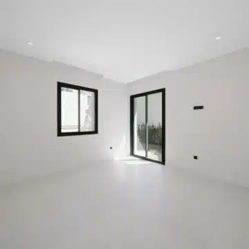 Exceptional detached villa with captivating Mediterranean views in Estepona West Picture 24