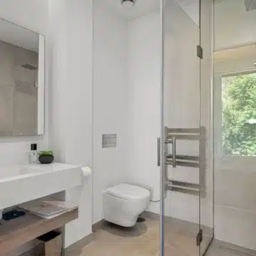 Modern villa within the exclusive residential enclave of La Arboleda, Estepona East Picture 26