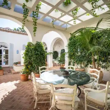 Exceptional Mediterranean villa offering an unparalleled blend of elegance in Altos Reales, Marbella Golden Mile Picture 1