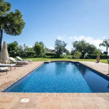 Exceptional Mediterranean villa offering an unparalleled blend of elegance in Altos Reales, Marbella Golden Mile Picture 24