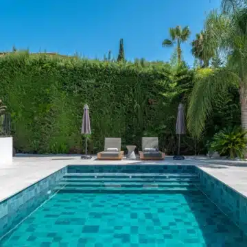 Modern five bedroom detached villa in a quiet residential area of Nueva Andalucía Picture 50