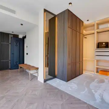 Modern five bedroom detached villa in a quiet residential area of Nueva Andalucía Picture 16