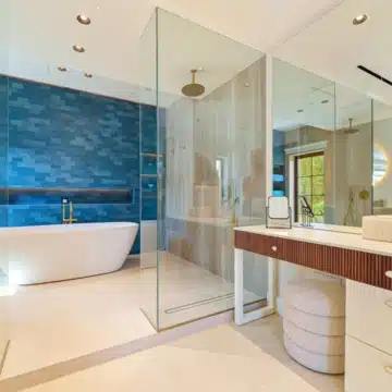 Exceptional one-level villa offering five spacious bedrooms in Puerto Banus, Marbella Picture 29