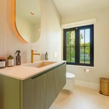Exceptional one-level villa offering five spacious bedrooms in Puerto Banus, Marbella Picture 43