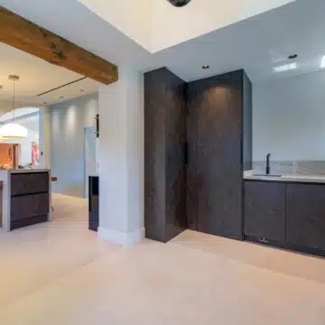 Exceptional one-level villa offering five spacious bedrooms in Puerto Banus, Marbella Picture 20