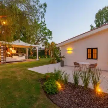Exceptional one-level villa offering five spacious bedrooms in Puerto Banus, Marbella Picture 50