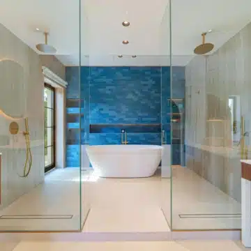 Exceptional one-level villa offering five spacious bedrooms in Puerto Banus, Marbella Picture 30