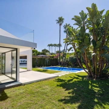 Contemporary villa located in sought-after urbanization of Linta Vista Alta, San Pedro Picture 37