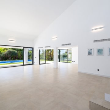 Contemporary villa located in sought-after urbanization of Linta Vista Alta, San Pedro Picture 14