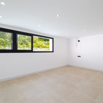 Contemporary villa located in sought-after urbanization of Linta Vista Alta, San Pedro Picture 10