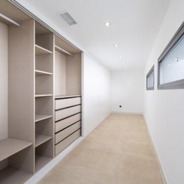 Contemporary villa located in sought-after urbanization of Linta Vista Alta, San Pedro Picture 12