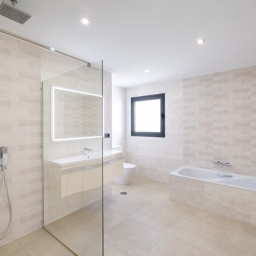 Contemporary villa located in sought-after urbanization of Linta Vista Alta, San Pedro Picture 13