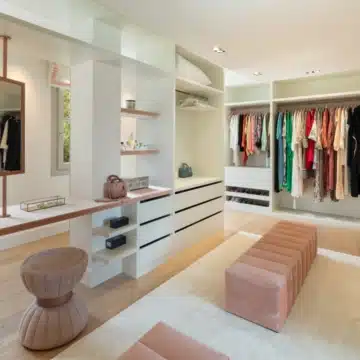 Magnificent frontline golf mansion nestled in Aloha, Nueva Andalucia Picture 5