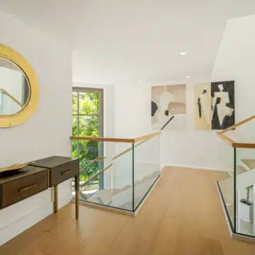 Magnificent frontline golf mansion nestled in Aloha, Nueva Andalucia Picture 16