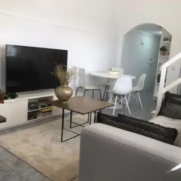 Charming 2-bedroom apartment with lovely views in Seghers, Estepona Picture 7