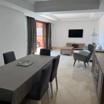 2-bedroom apartment in exclusive beachfront community of Mar Azul, Estepona Picture 19