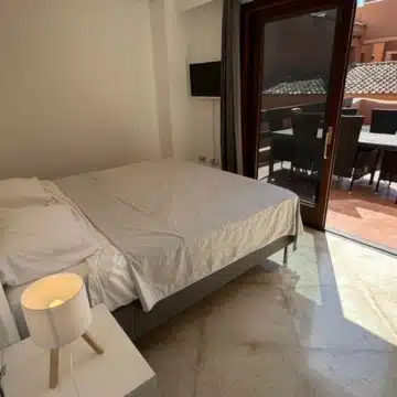 2-bedroom apartment in exclusive beachfront community of Mar Azul, Estepona Picture 20
