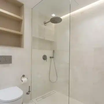 Bright two-bedroom apartment with golf and sea views in Guadalmina Alta, San Pedro de Alcantara Picture 17