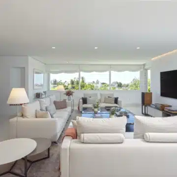 Bright two-bedroom apartment with golf and sea views in Guadalmina Alta, San Pedro de Alcantara Picture 6