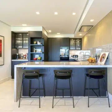 Bright two-bedroom apartment with golf and sea views in Guadalmina Alta, San Pedro de Alcantara Picture 9