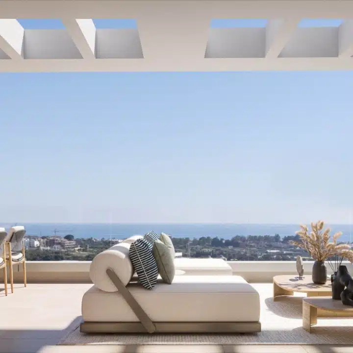 Capri III – Penthouse with 3-bedroom and stunning sea views in Estepona Picture