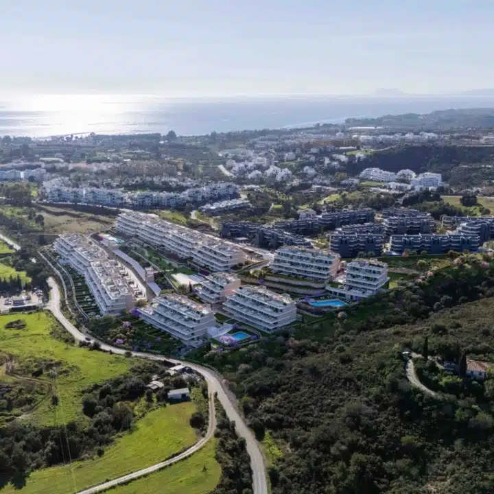 Capri III – Luxury 3-bedrooms groundfloor apartment in Estepona Picture