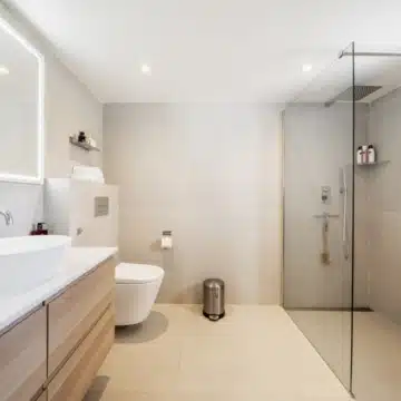 Luxury duplex apartment with panoramic sea and mountain views in Aloha, Nueva Andalucia Picture 31